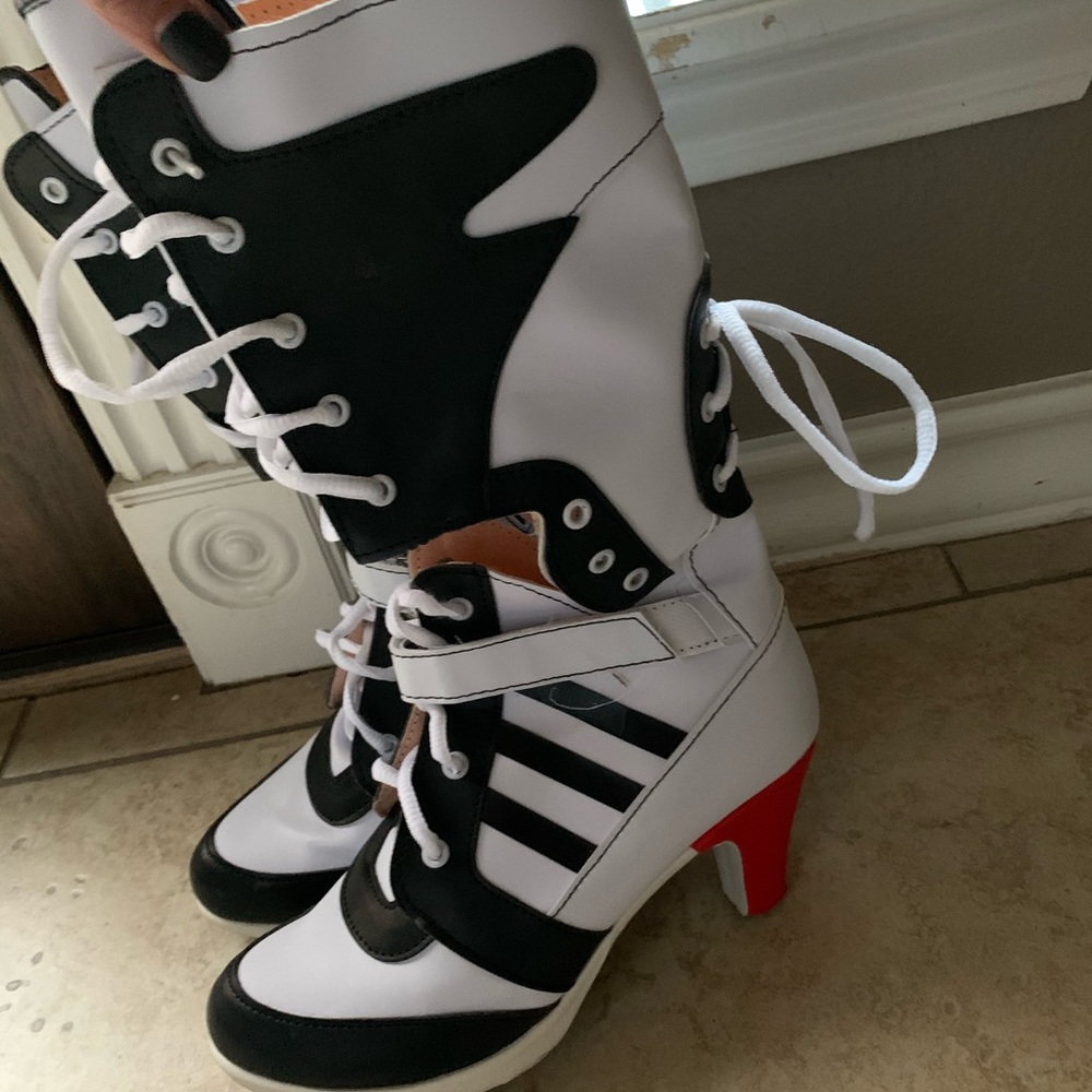 Harley Quinn shoes - costume